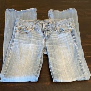AE artist jeans